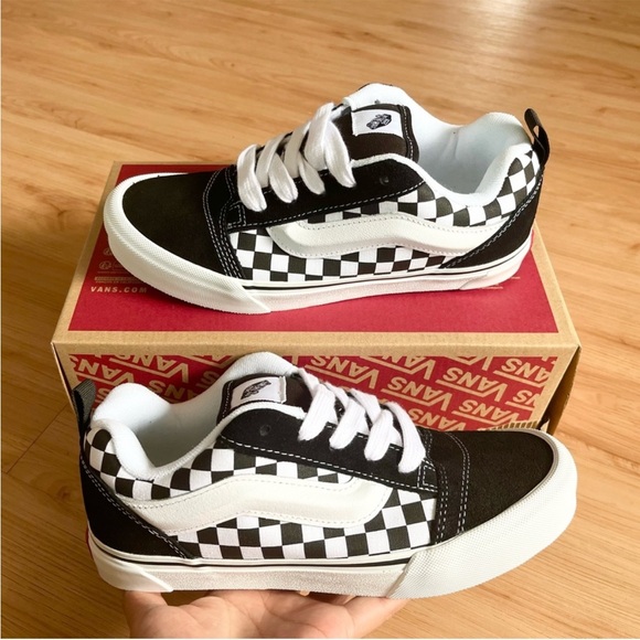 Vans Big Kids Knu Skool Checkerboard
Shoe 6.0 US Women 7.5 US - Picture 5 of 11